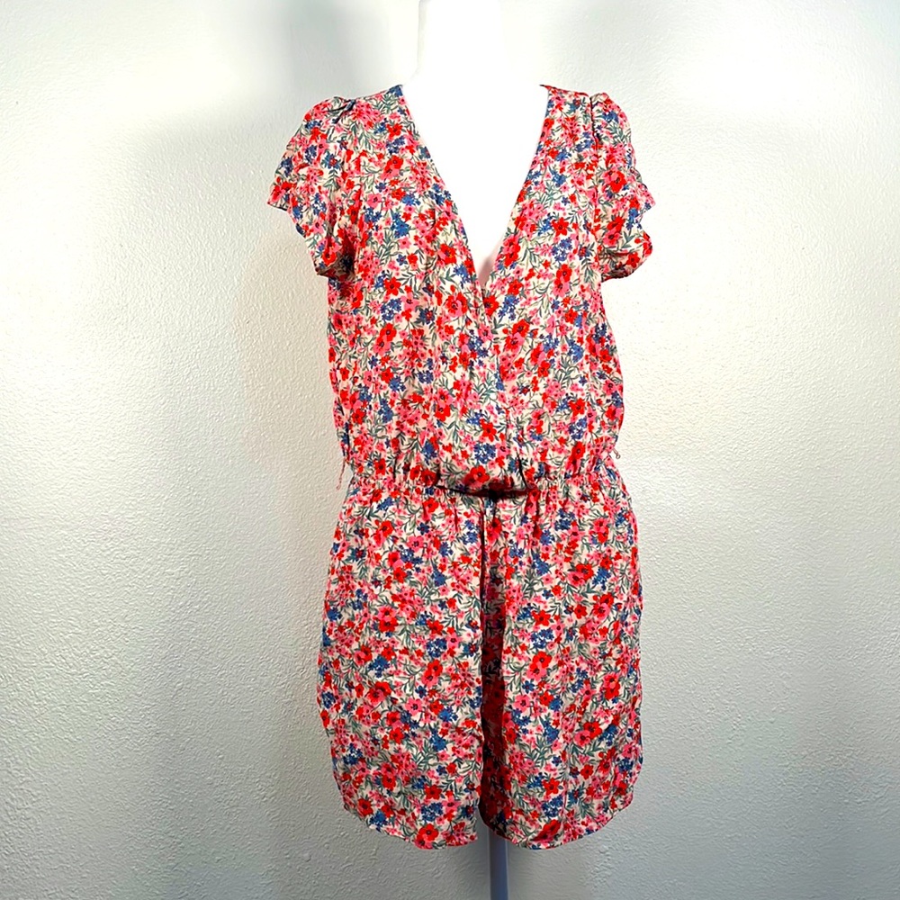 American Eagle pink open back floral romper size extra large